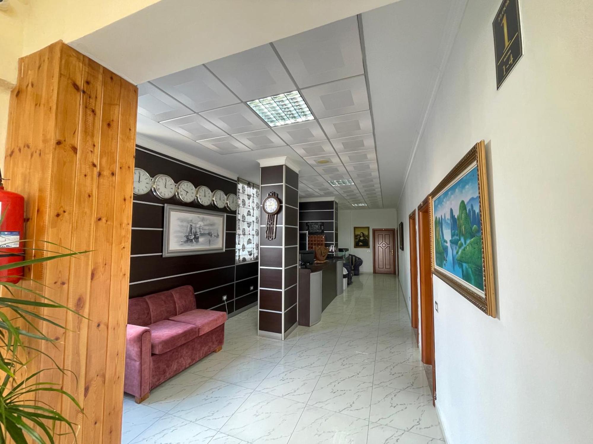 Hotel Benilva Škalngur Екстериор снимка